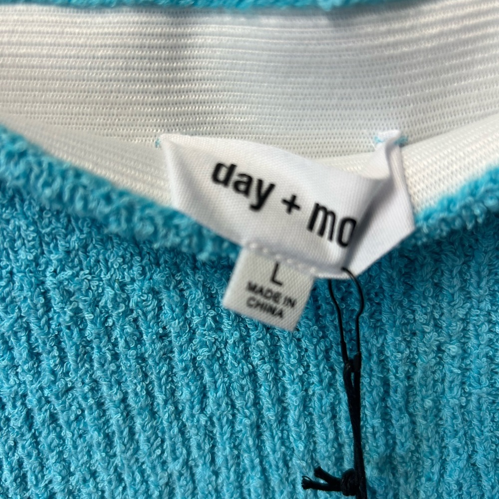 Blue Knit Women's Skirt and top - Picture 5 of 8